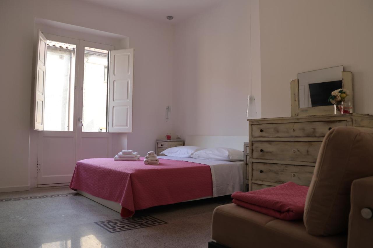Il Borgo Civ.15 Hotel Paola Kültér fotó